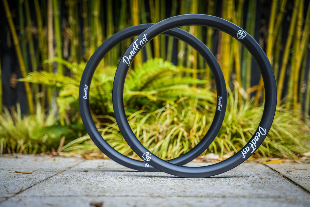 Deadfast Racing AT20 Carbon Rims - Fifteen